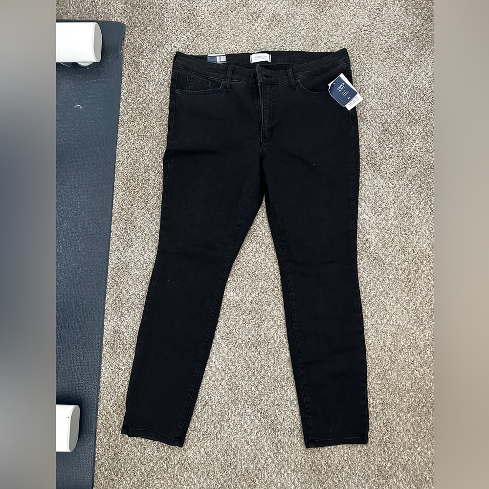 Crown and Ivy black jeans
